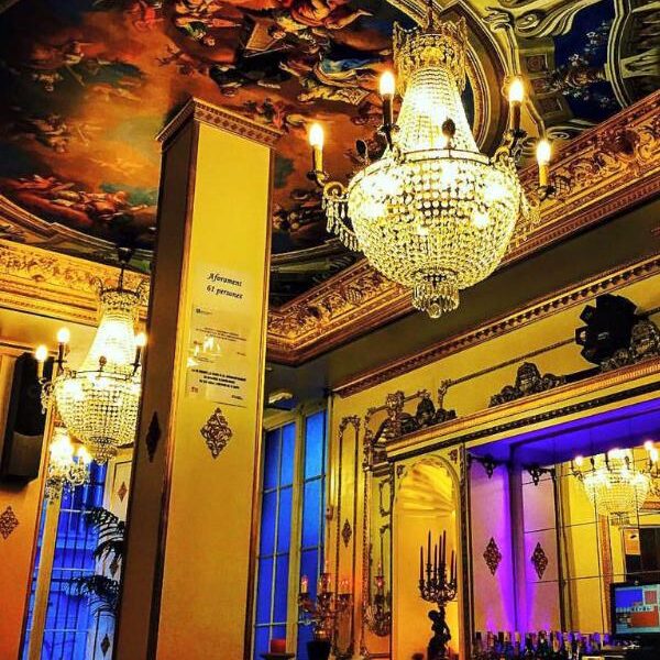 Versailles bar gay barcelona
