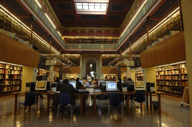 Biblioteca Publica En Barcelona : Las Tres Mejores [ VIDEOS ]