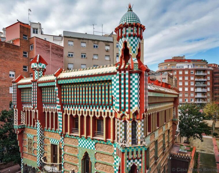 ¿Te gusta Gaudí? Haz un tour por la casa Vicens