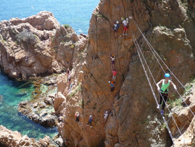 Disfruta de una excursión a la Vía Ferrata