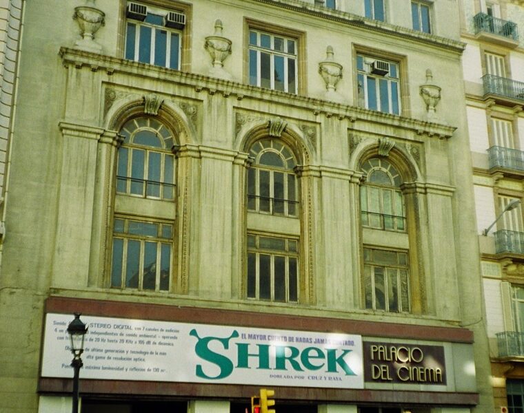 El cine Palacio del Cinema: de teatro a oficinas