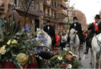 Un homenaje a los sanitarios fue la cabalgata Els Tres Tombs