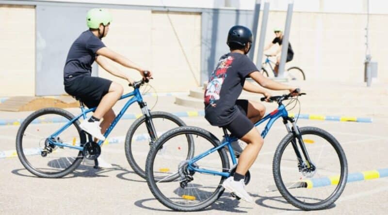 Barcelona acerca el ciclismo a las escuelas