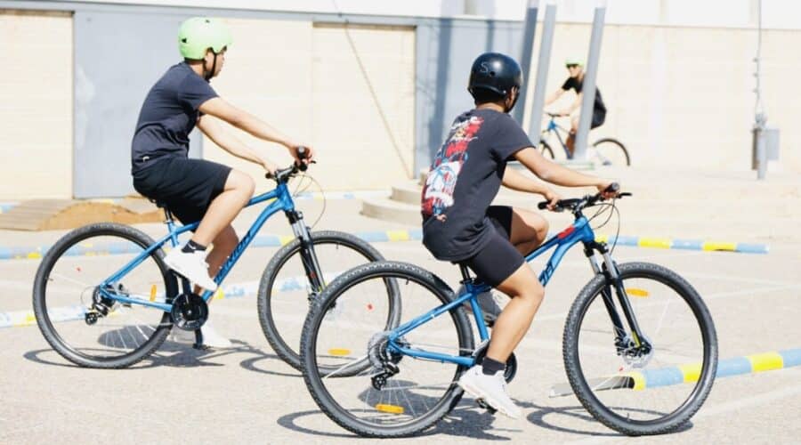 Barcelona acerca el ciclismo a las escuelas