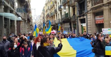En Vallcarca, en el distrito de Gràcia se habilita albergue para ucranianos