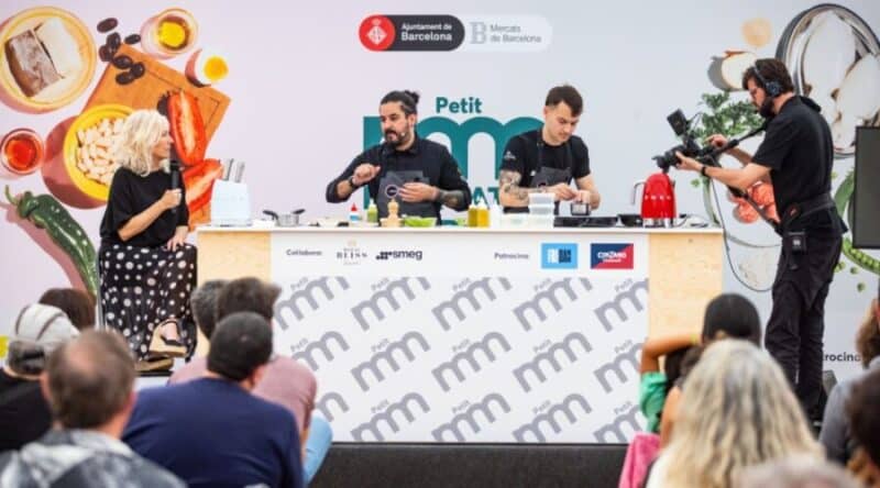 Más de 7.500 personas visitan la tercera edición de Petit Mercat de Mercats en el Mercat de Provençals