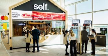 https://mabhostelero.com/2025/02/self-restaurante-robotizado-aeropuerto/