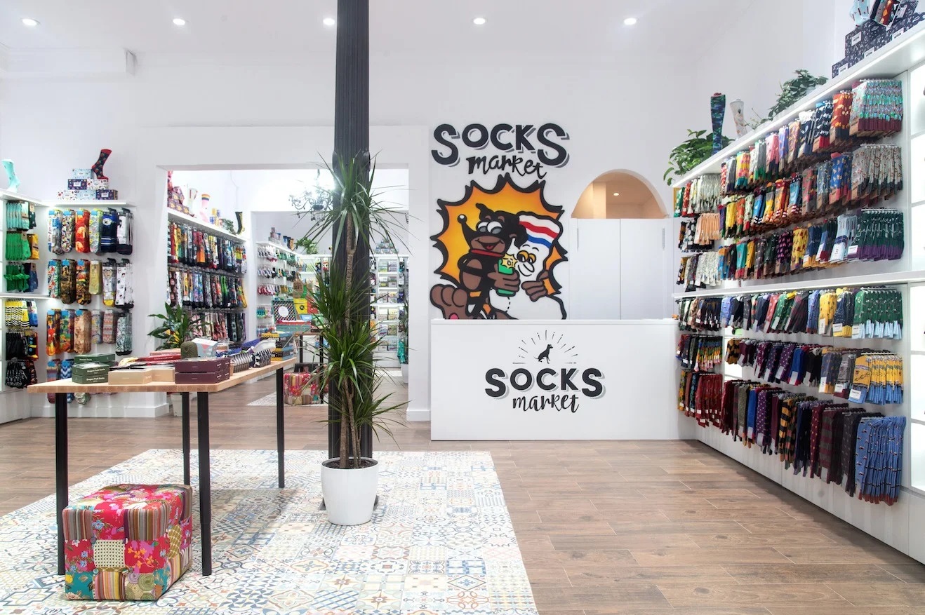 La tienda de exclusiva de calcetines esta en Barcelona -