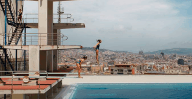 Reabre la piscina más antigua de Barcelona