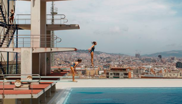 Reabre la piscina más antigua de Barcelona