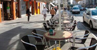 Limitan tiempo de consumo en terrazas de los bares