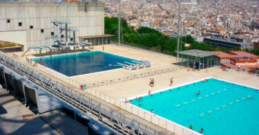Disfruta de las piscinas de Barcelona en pleno verano