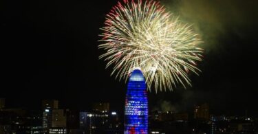 El 28 de agosto terminan las fiestas de Sants con el Piromusical