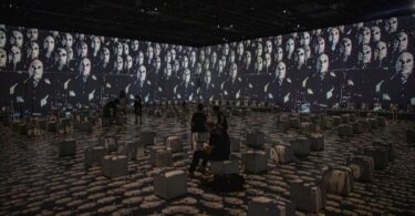 En el IDEAL la exposición “Pericot: Arte Expandido”