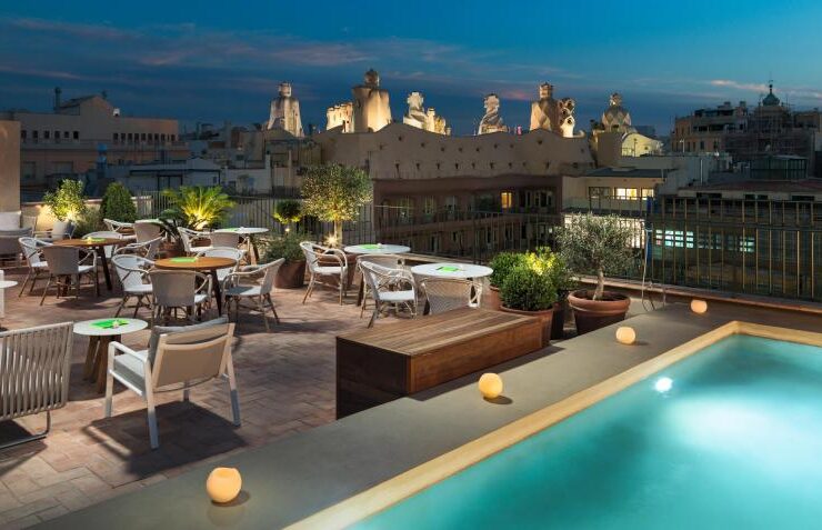 Con un 87% de ocupación cierran el verano los hoteles de Barcelona