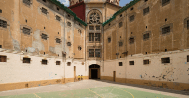 Vuelven las visitas gratuitas a la antigua cárcel de La Modelo