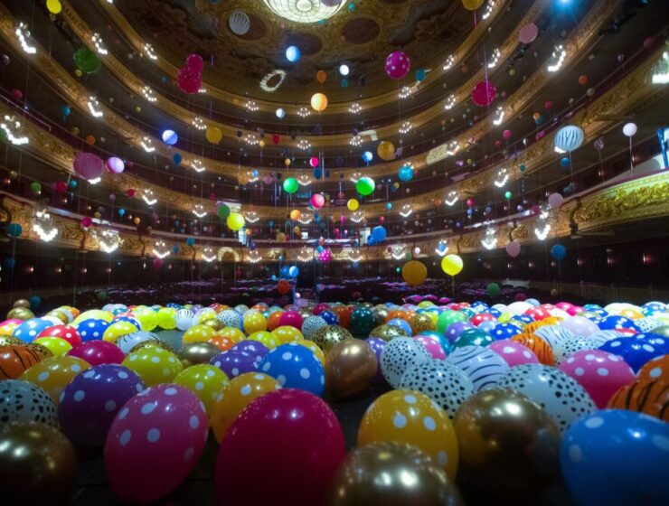 El Gran Teatre del Liceu celebró sus 175 años con globos