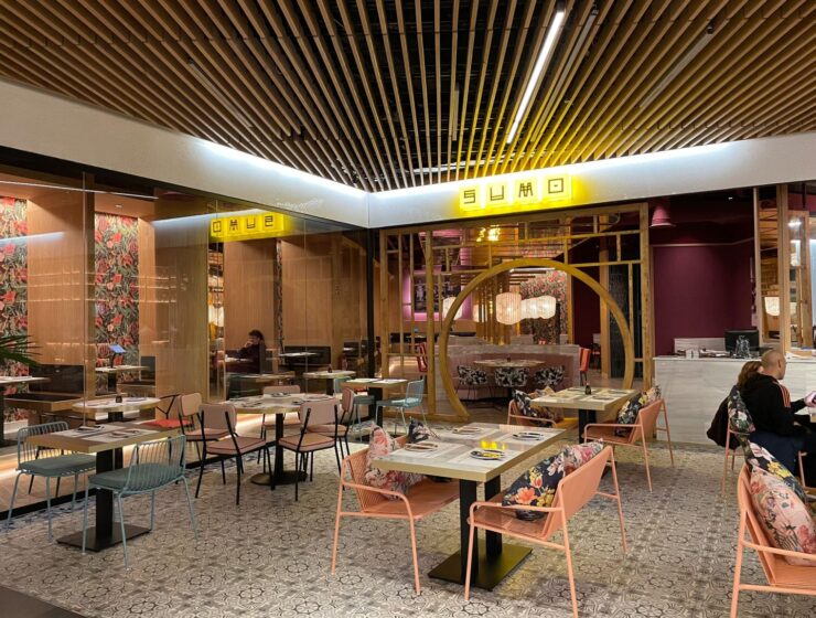 Restaurante SUMO celebra su noveno aniversario regalando 100 bandejas de sushi