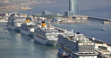 Cruceros con más de dos millones de personas llegan al Port de Barcelona