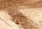 Cinco nuevas tumbas romanas y otros cadáveres de la época hallados en Can Batlló