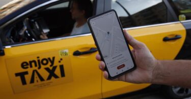 Entra en funcionamiento la App móvil AMB Mobilitat para pedir taxi en Barcelona