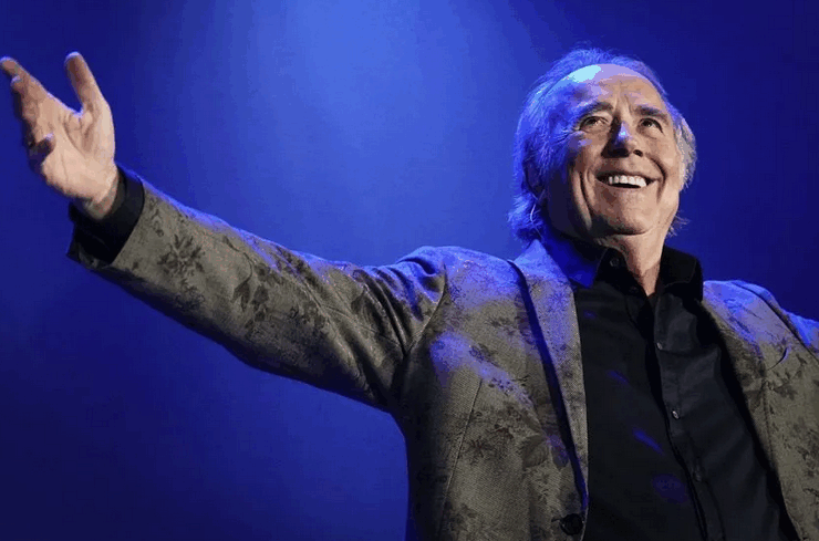 Apoteósica despedida de Joan Manuel Serrat de los escenarios en su natal Barcelona