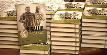 Presentan libro  sobre beneficios del aceite de oliva en el tratamiento del cáncer