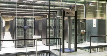 Ayuntamiento de Barcelona promueve regulación de sistemas algorítmicos e IA