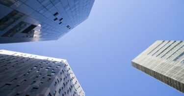Más de 395 millones de euros fue la inversión extranjera en Barcelona durante 2022