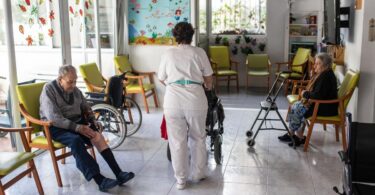 Nace Agencia de cuidados y atención sanitaria para personas dependientes en Cataluña