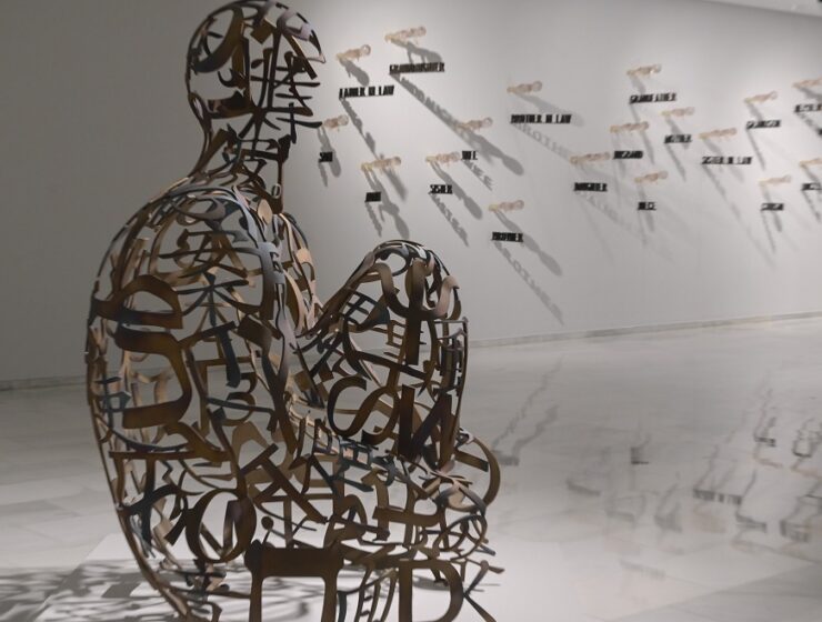 Plensa instala escultura “Silent Music IV” en La Pedrera