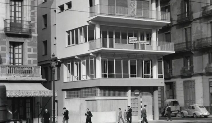 “Líneas Duras”: diseño y urbanismo en BCN de 1949 a 1974