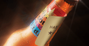 Al estilo Willy Wonka: encuentra el pase dorado en una cerveza Estrella Damm