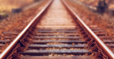 ¿Adónde ir en tren desde Barcelona? 3 escapadas que te encantarán