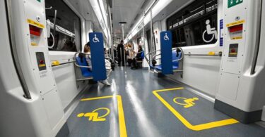 50 nuevos trenes mejoran la accesibilidad para discapacitados en BCN
