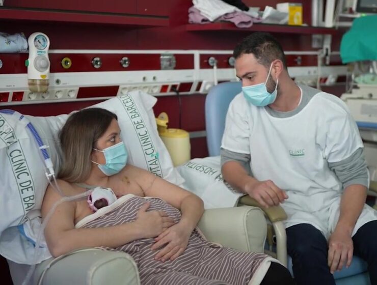 En el Hospital Clínic Barcelona nació el primer bebé por trasplante de útero
