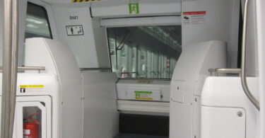 Metro automático o sin conductor en la L4 del metro de Barcelona