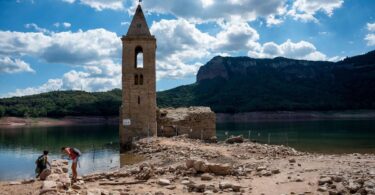 Un reportaje alemán explica el estado de alarma en los embalses catalanes