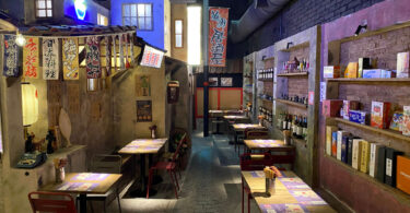 Abren restaurante réplica de vagón de tren japonés para comer un buen ramen