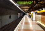 Cortes en el transporte público afectarán el acceso a las playas de Barcelona este verano
