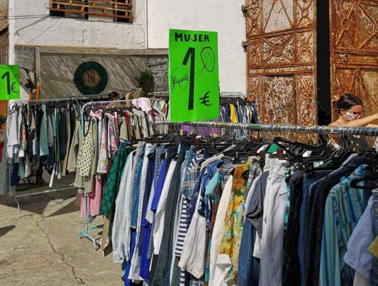Por Fiestas del Raval mercado “Todo a 1 euro” y entrada gratis