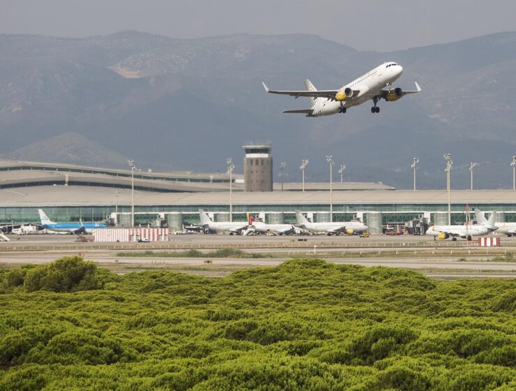 Propuesta de ampliación del aeropuerto de El Prat: alargar la pista corta hacia la Ricarda