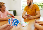 Disfruta el tiempo libre en vacaciones jugando juegos de mesa