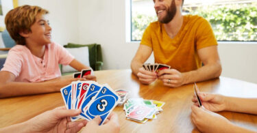 Disfruta el tiempo libre en vacaciones jugando juegos de mesa