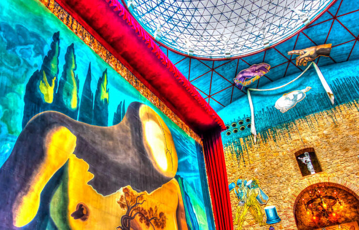 Noche surrealista en el Teatro-Museo Dalí