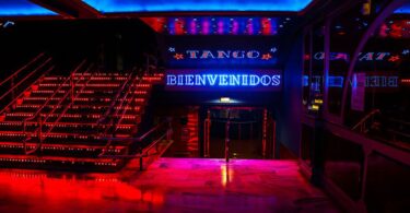 El Grupo Arena lucha por reabrir la mítica Sala Tango de Barcelona