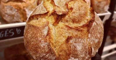 Montserrat Forners: la cuna del mejor pan de payés de Cataluña