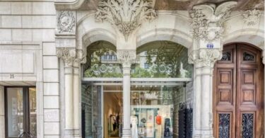 H&M refuerza su presencia en el Paseo de Gràcia con una nueva tienda COS