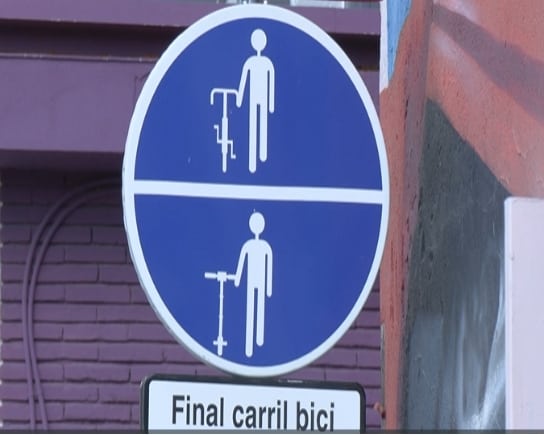 Nuova segnaletica stradale per migliorare la sicurezza dei pedoni a BCN