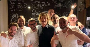 Mick Jagger cenó en un restaurante icónico de Barcelona, un templo de pescados y mariscos